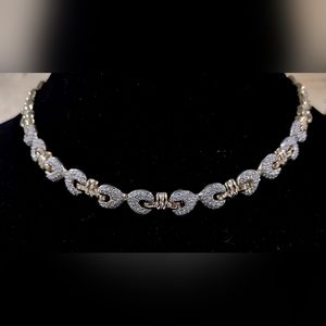 Nina Ricci gold tone necklace